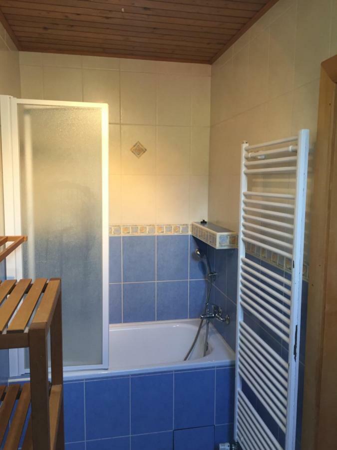 Apartments Huty Екстериор снимка