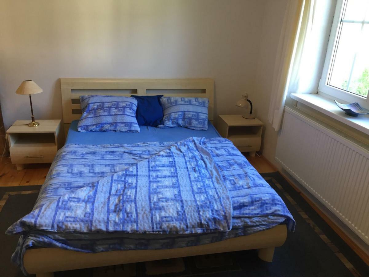 Apartments Huty Екстериор снимка