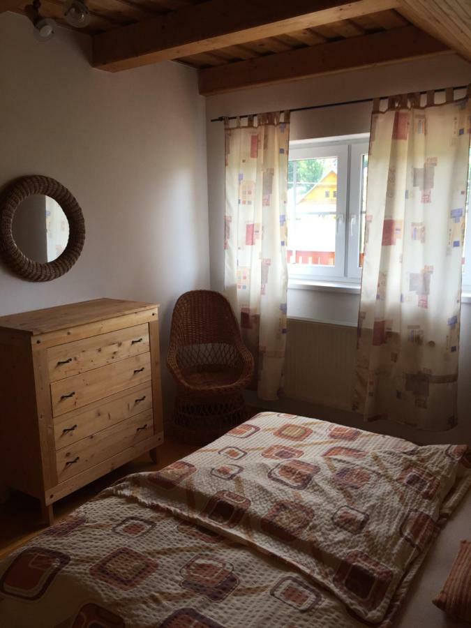 Apartments Huty Екстериор снимка